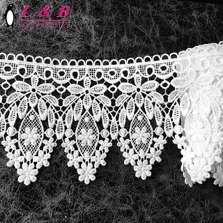 Hvad er Embroidery Lace, og hvordan laves det?