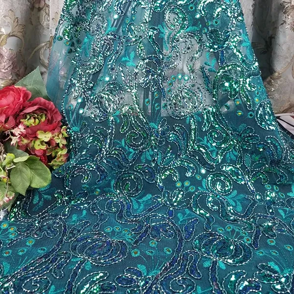 Brugerdefineret høj kvalitet Tulle Mesh Broderi Pailletter Stof Guipure Blonde Stof