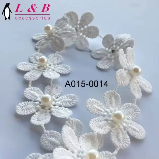 Customizable Fashionable White Milk Silk Embroidered Lace Clothing Accessories