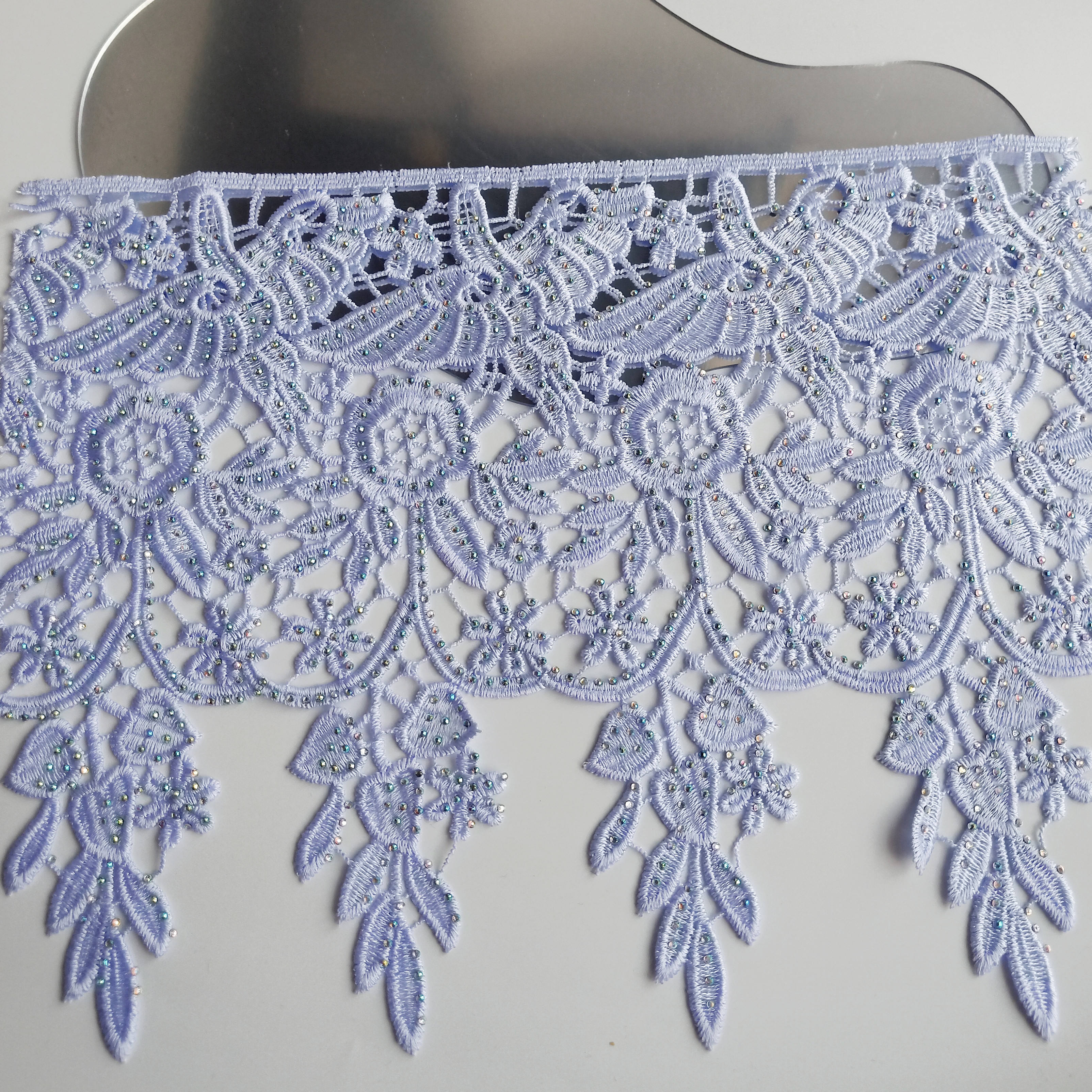 Producent Engros varmt salg 100% polyester stof blomst og fuglemønster broderi blonder stof